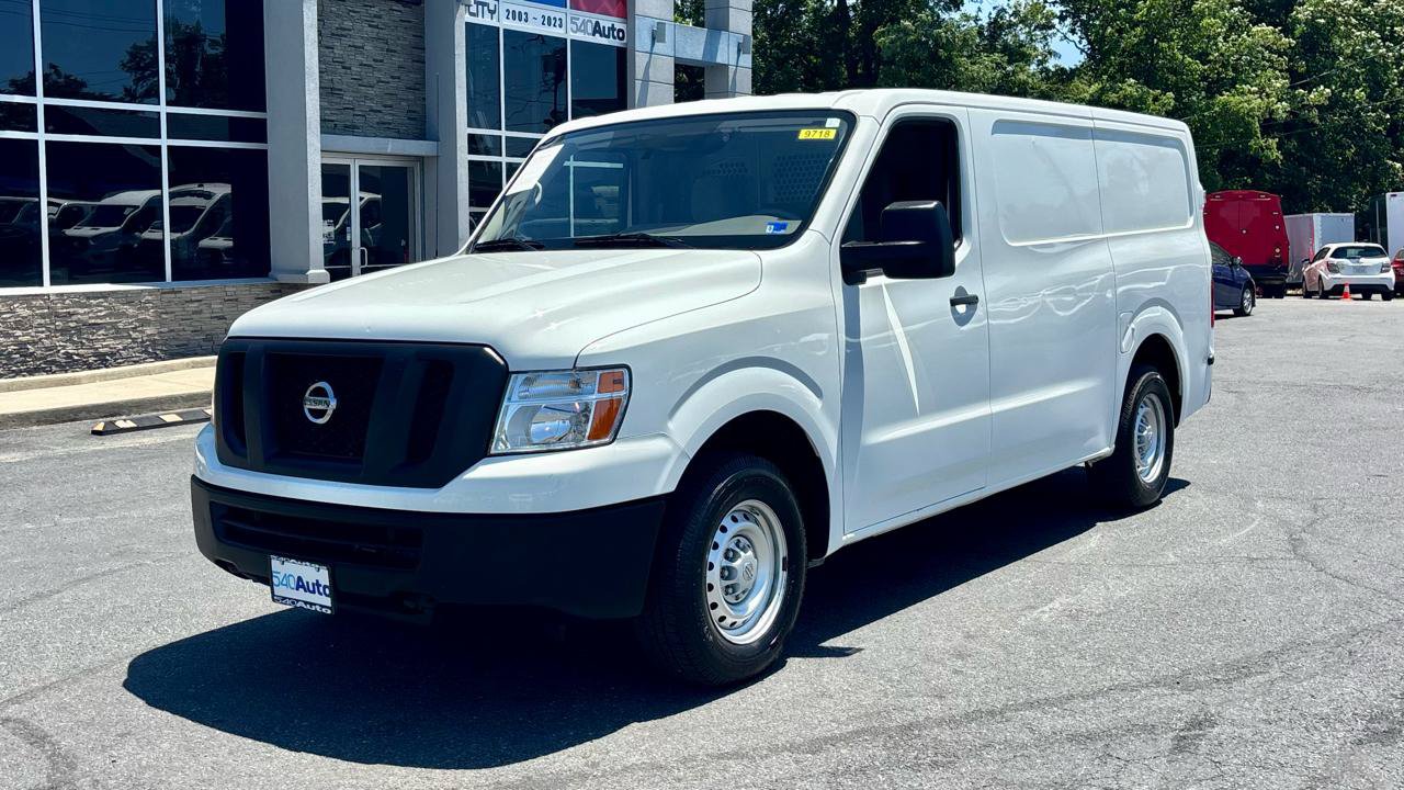 Used 2018 Nissan NV 2500 S RWD image 2