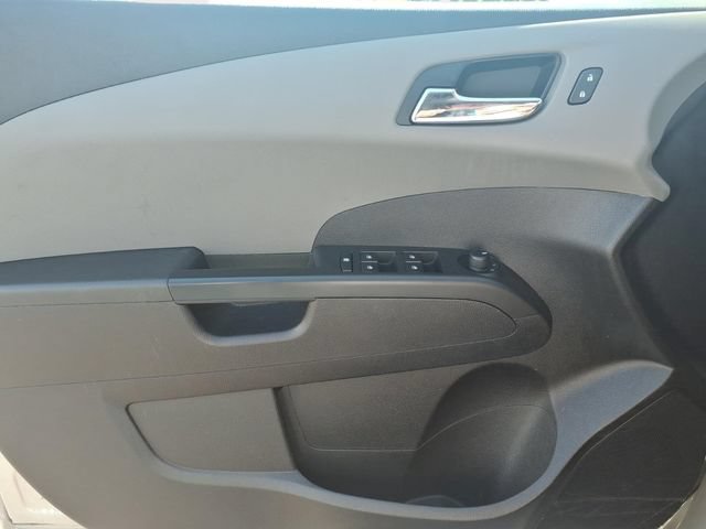 Used 2015 Chevrolet Sonic LT FWD image 15
