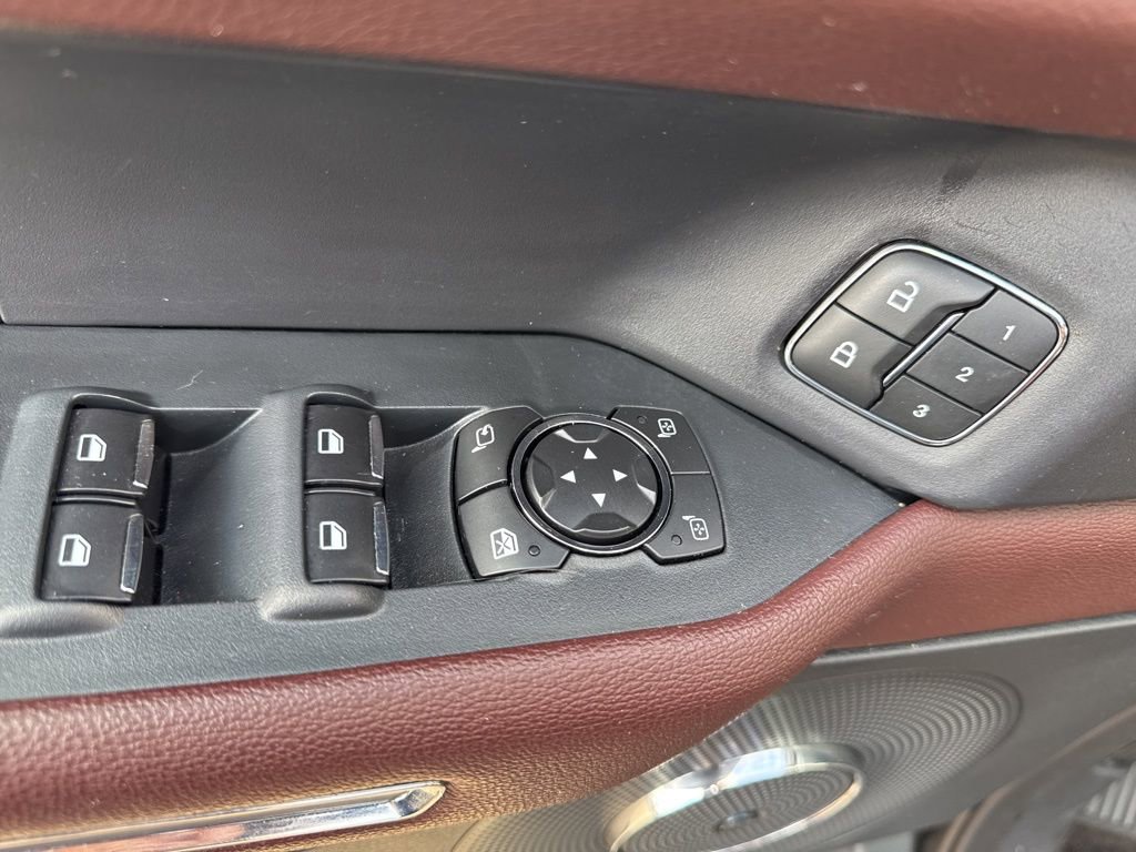 Used 2022 Ford Expedition Max Limited image 13