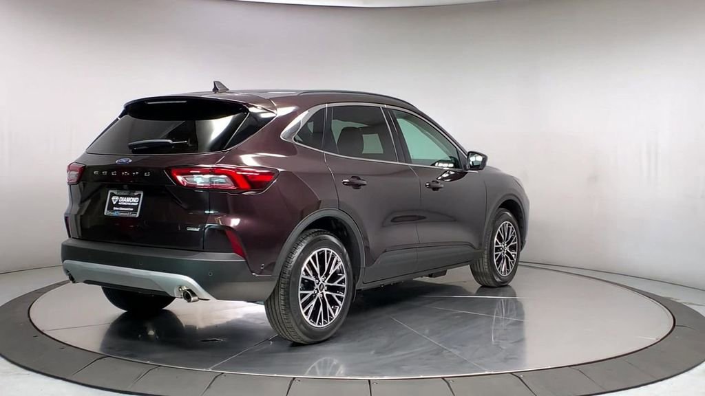 New 2023 Ford Escape SE w/ PHEV Premium Package FWD image 8