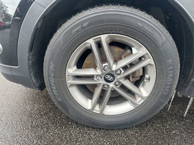 Used 2018 Hyundai Santa Fe Sport w/ 2.4L Value Package 02 AWD/4WD image 3