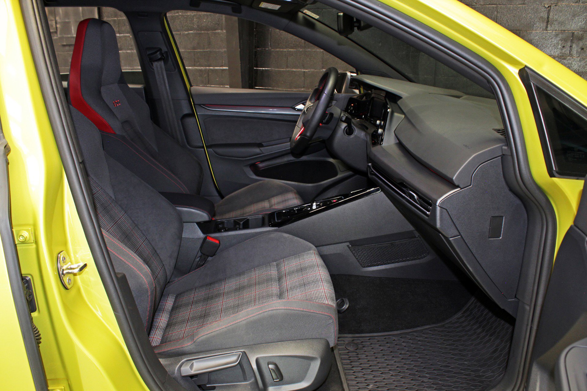 Used 2023 Volkswagen GTI 40th Anniversary Edition FWD image 49