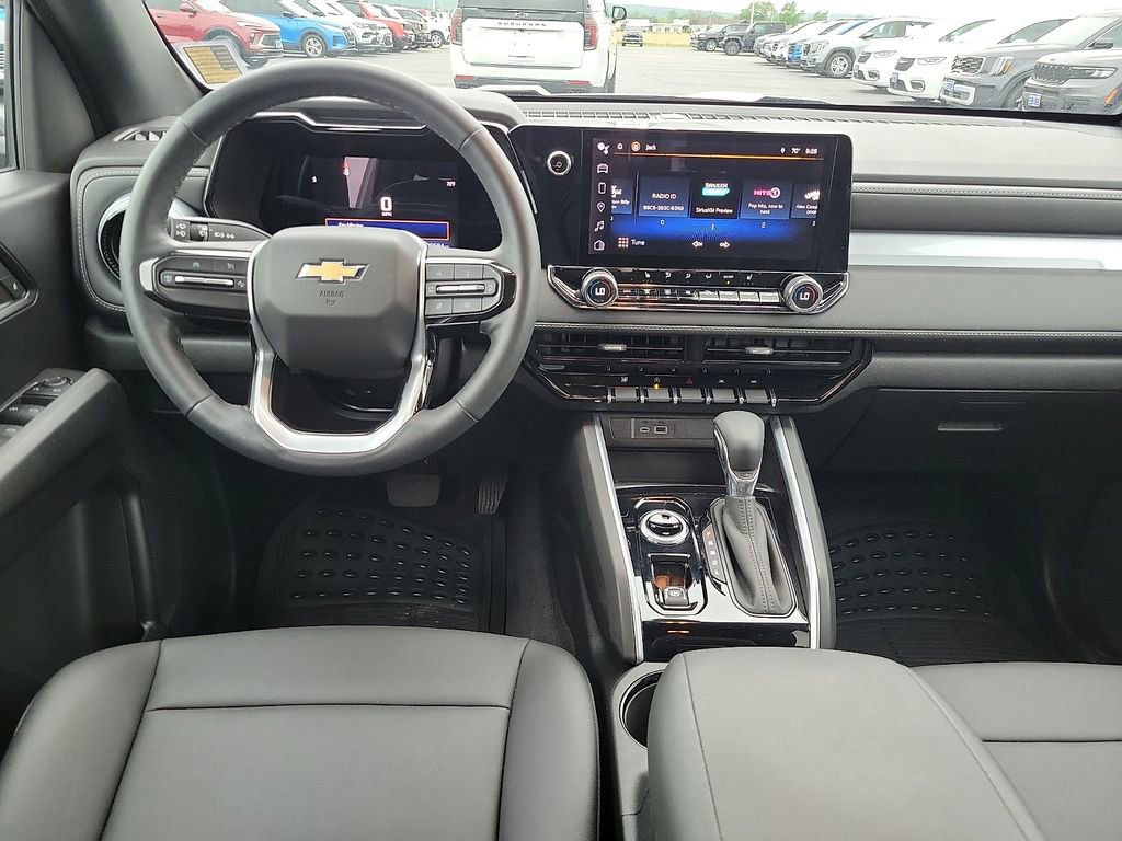 Used 2023 Chevrolet Colorado LT w/ LT Convenience Package III AWD/4WD image 10