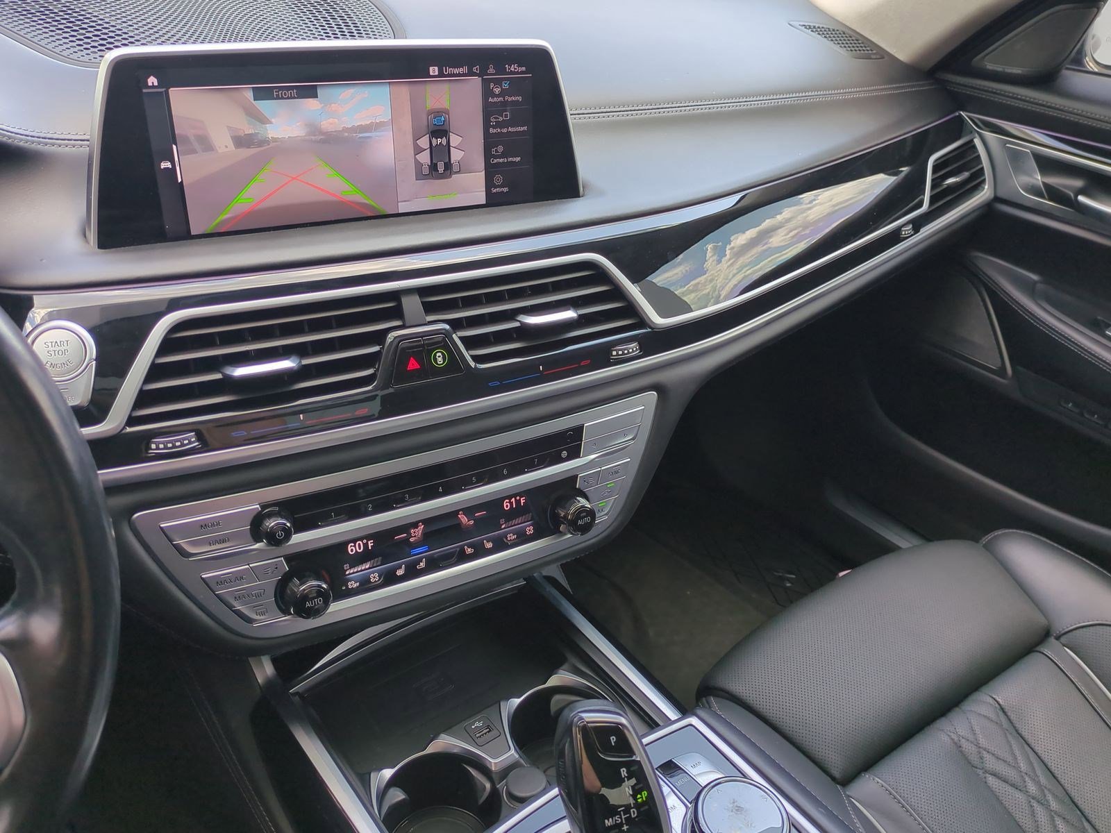 Used 2022 BMW M760i xDrive AWD/4WD image 31