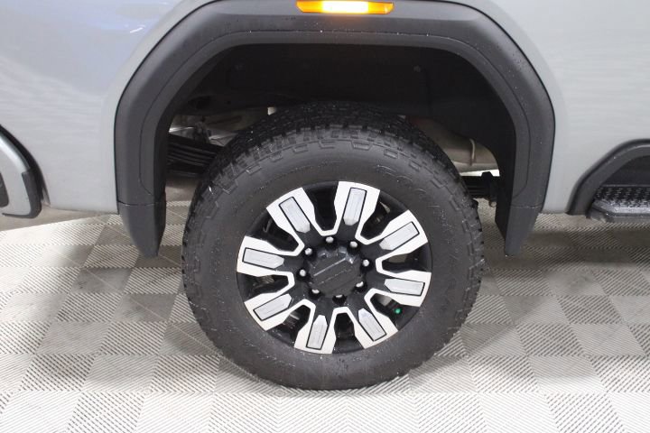 Used 2025 GMC Sierra 2500 Denali image 45