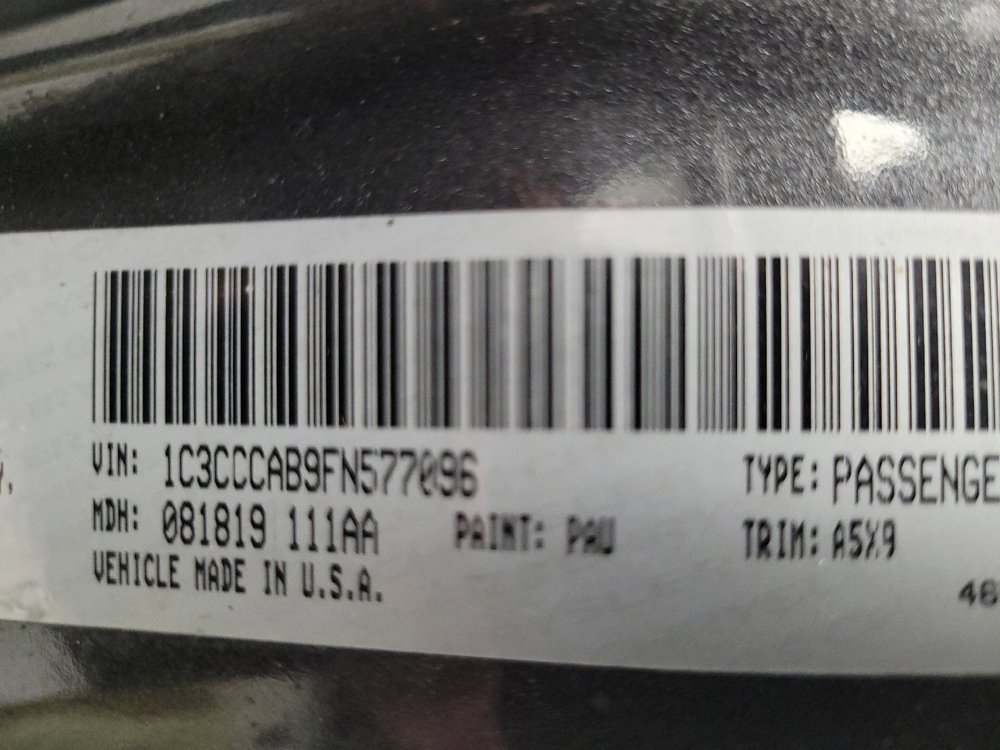 Used 2015 Chrysler 200 Limited FWD image 33