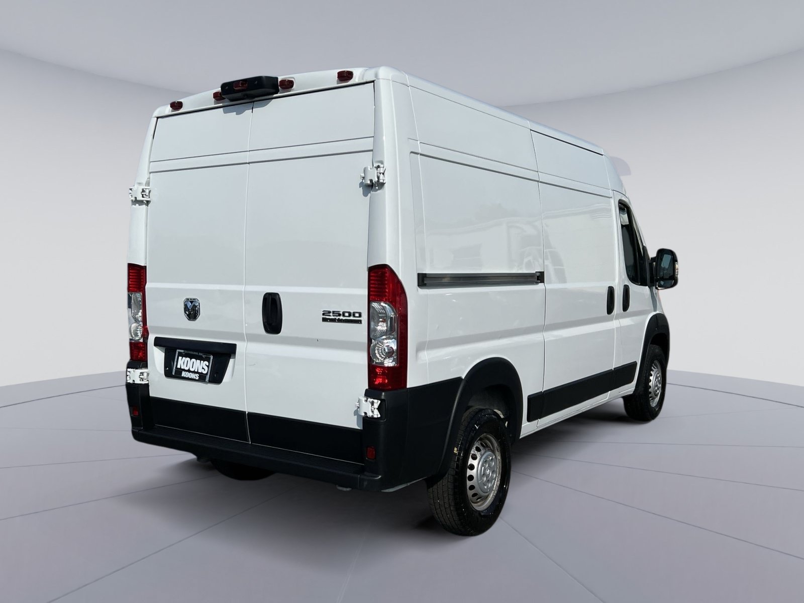 Used 2024 RAM ProMaster 2500 w/ Convenience Group FWD image 16