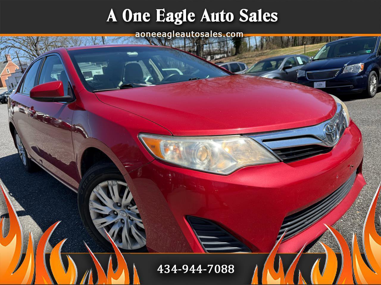 Used 2012 Toyota Camry LE image 1