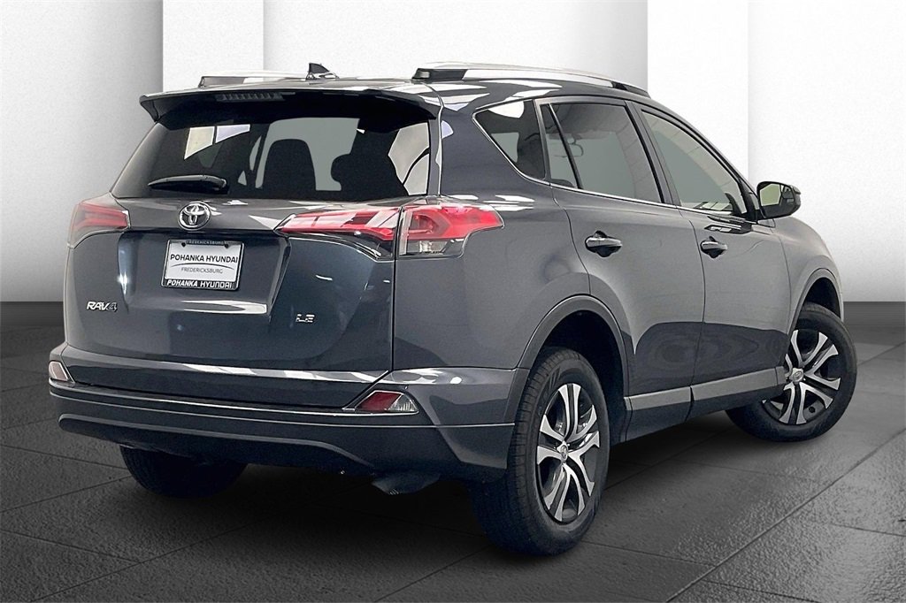 Used 2016 Toyota RAV4 LE image 12