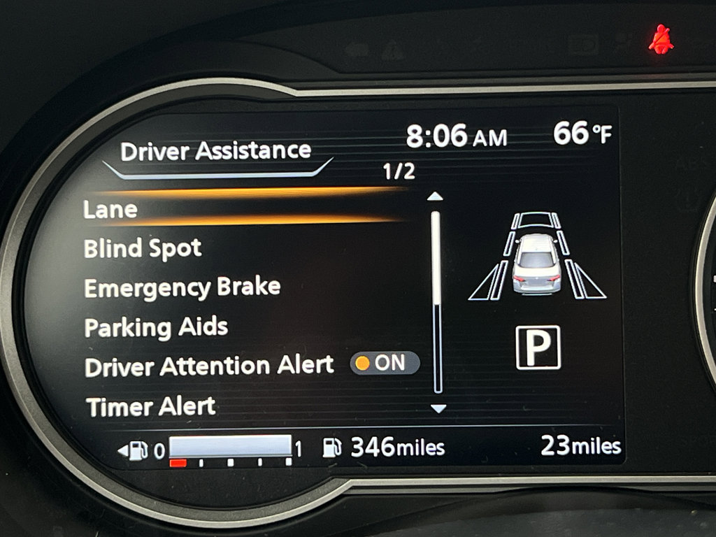 New 2025 Nissan Versa SR w/ Trunk Package image 22