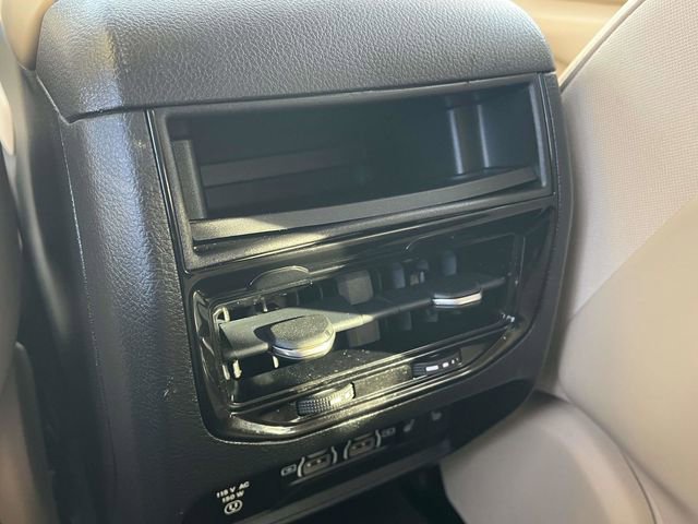 Used 2022 Jeep Grand Cherokee Limited w/ MOPAR Finishing Package image 19