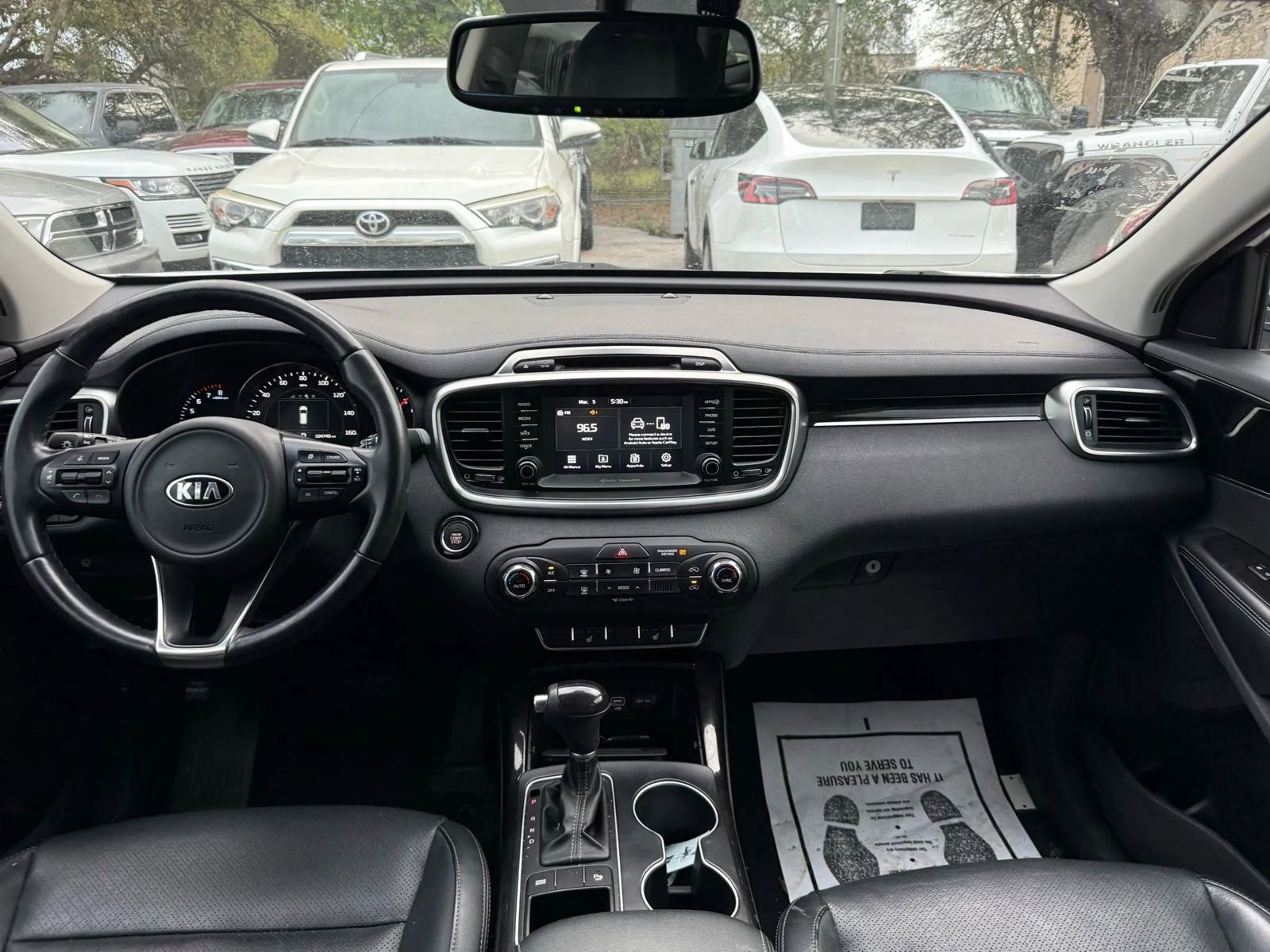 Used 2018 Kia Sorento EX FWD image 11