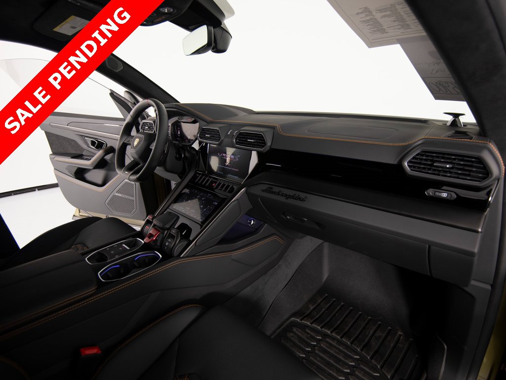 Used 2024 Lamborghini Urus S image 31