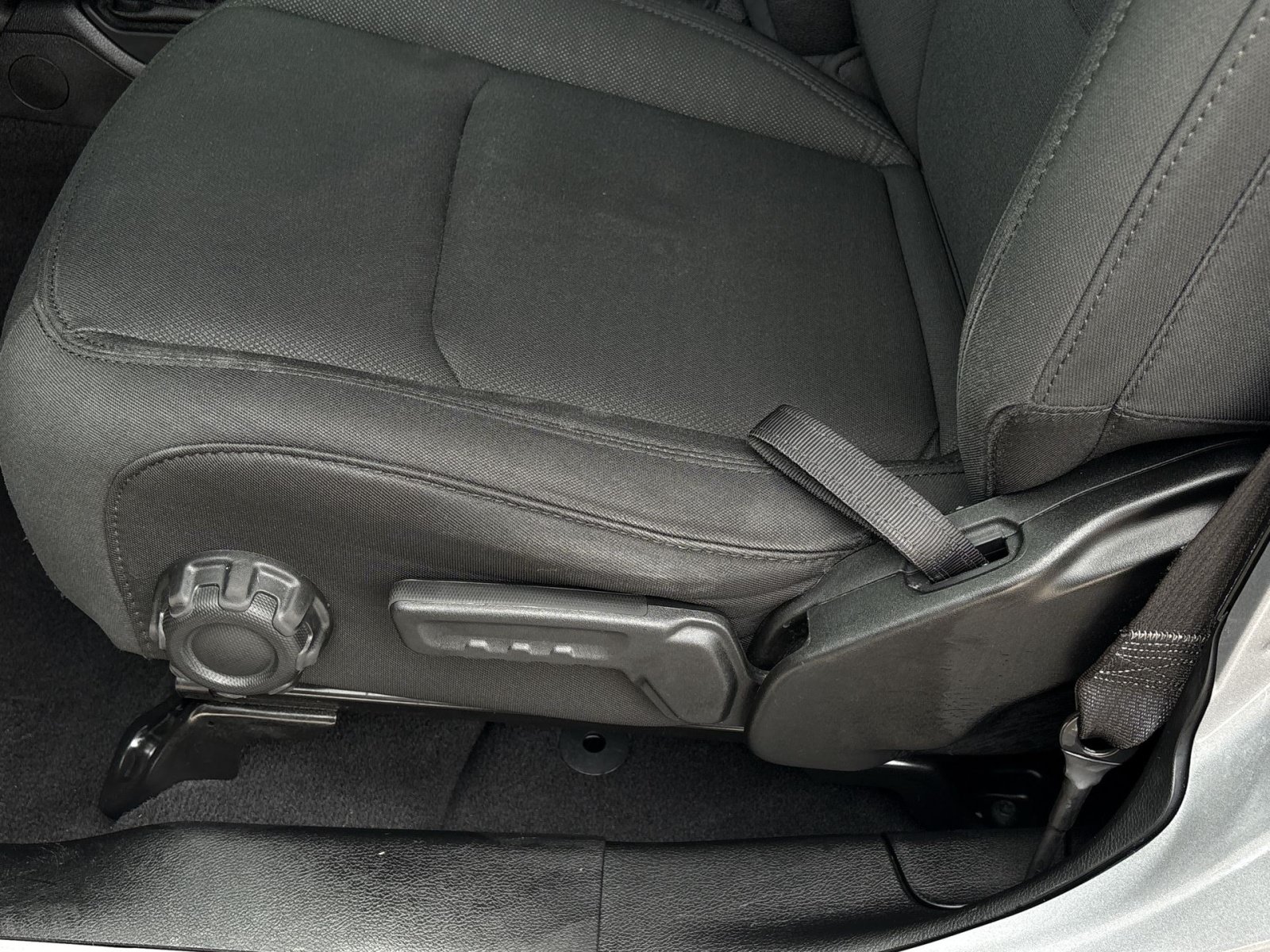 Used 2021 Jeep Wrangler Unlimited Sport AWD/4WD image 14