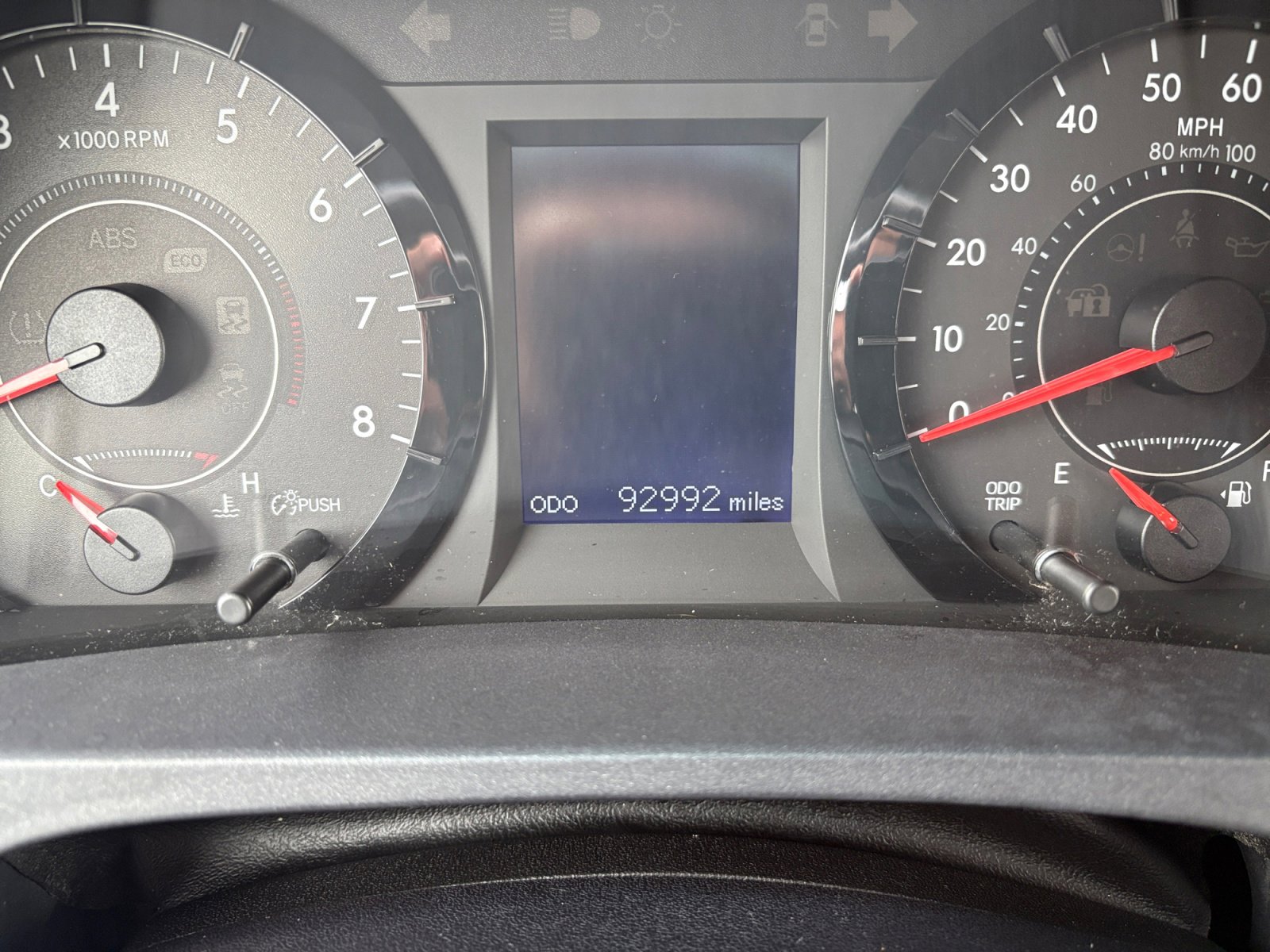 Used 2015 Toyota Sienna LE image 3