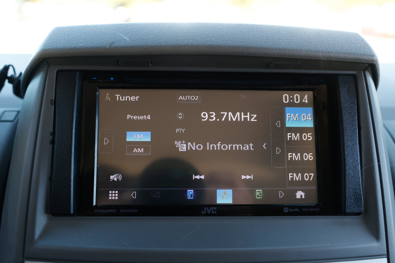 Used 2009 Chrysler Town & Country Touring image 35