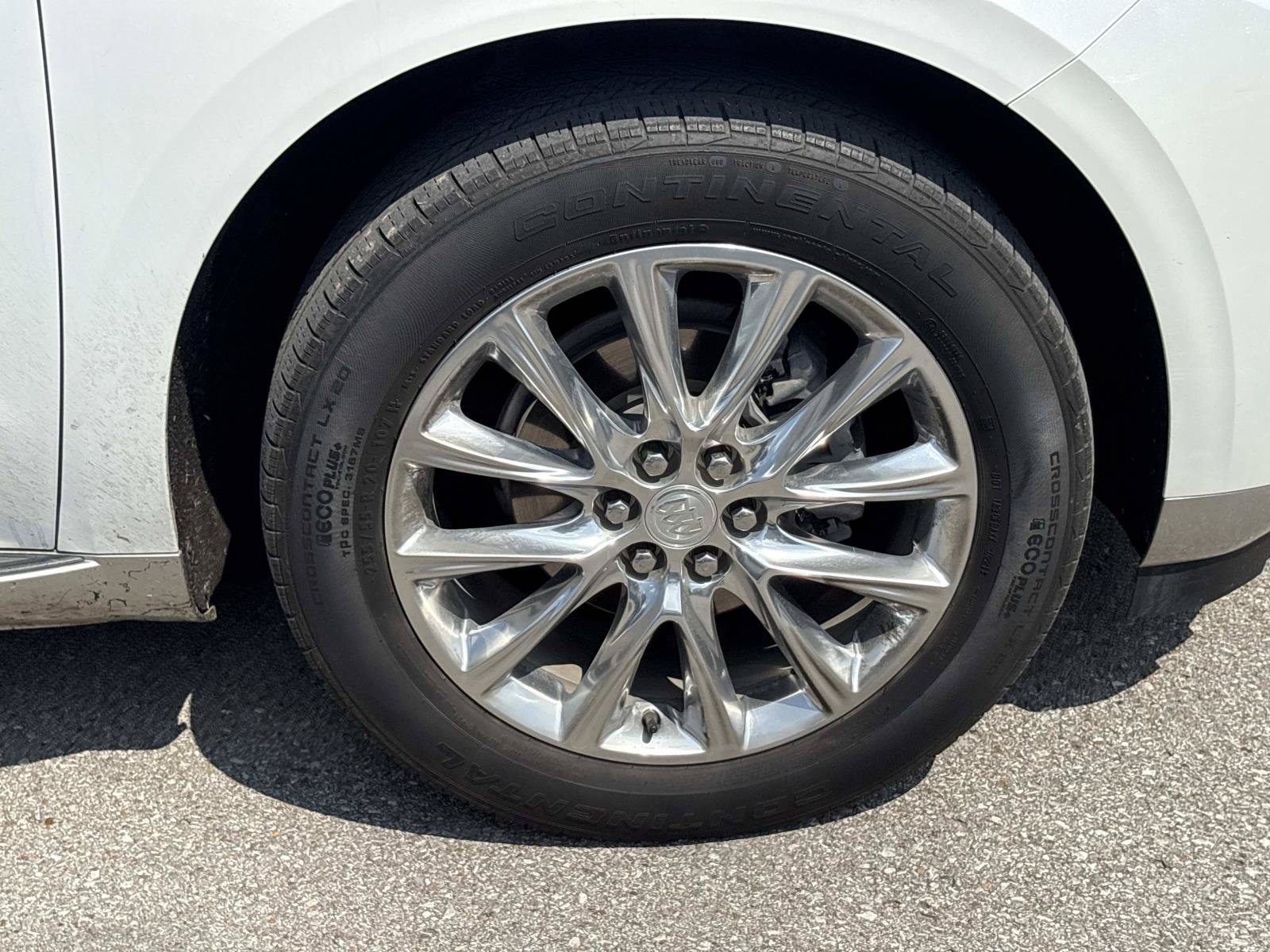Used 2021 Buick Enclave Premium w/ Sun and Sites Package FWD image 10