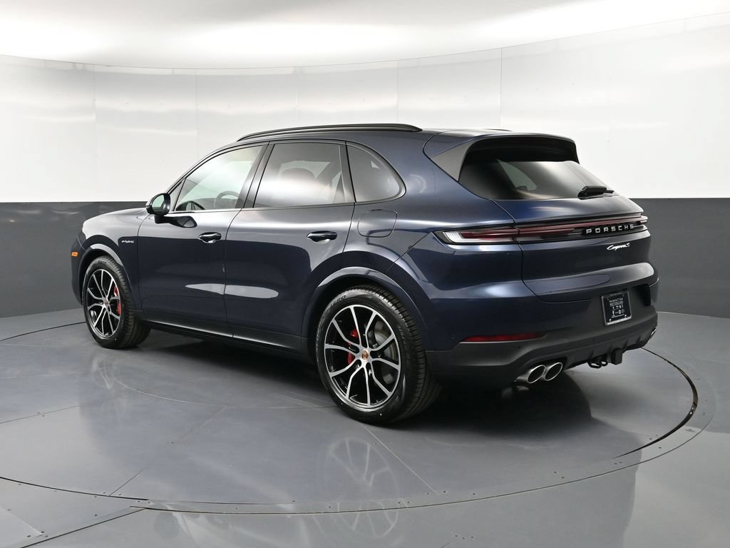 New 2026 Porsche Cayenne S AWD/4WD image 3