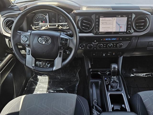 Used 2020 Toyota Tacoma TRD Sport AWD/4WD image 19