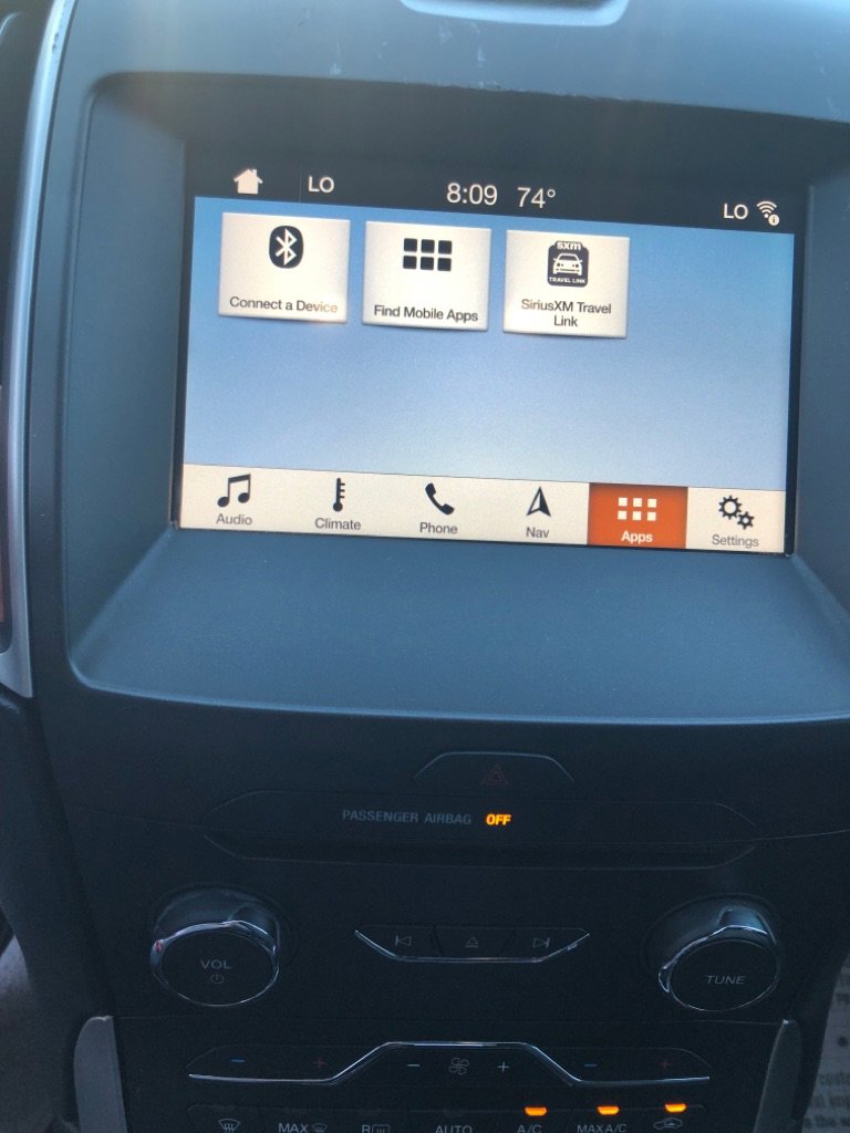 Used 2018 Ford Edge SEL w/ Equipment Group 201A image 9