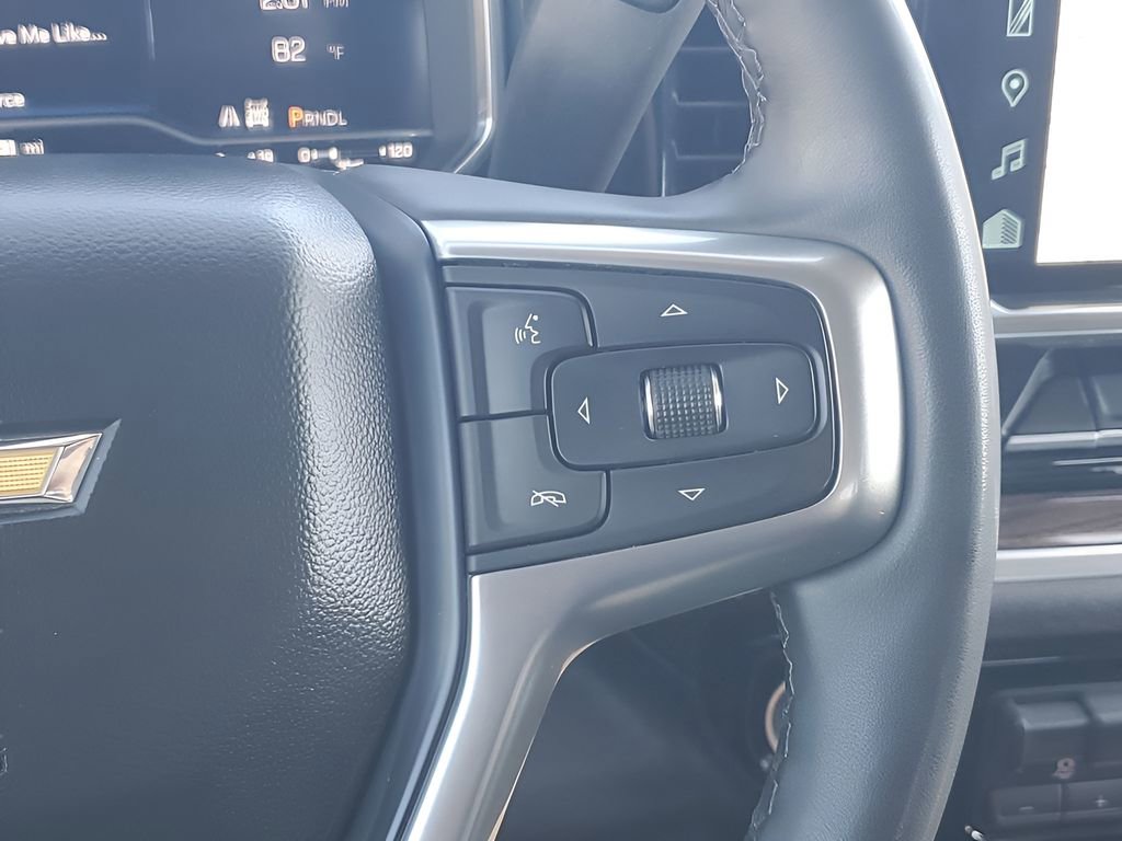 Used 2025 Chevrolet Silverado 2500 LT w/ Convenience Package image 36