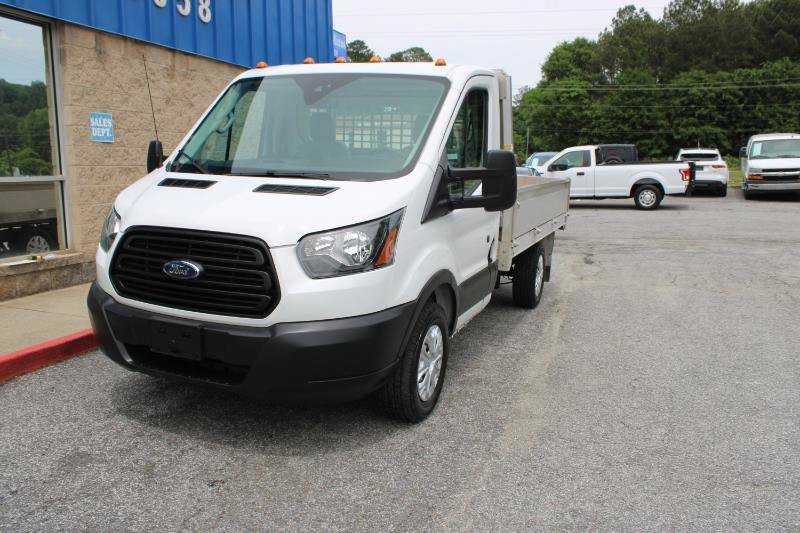 Used 2019 Ford Transit 250 138 RWD image 3