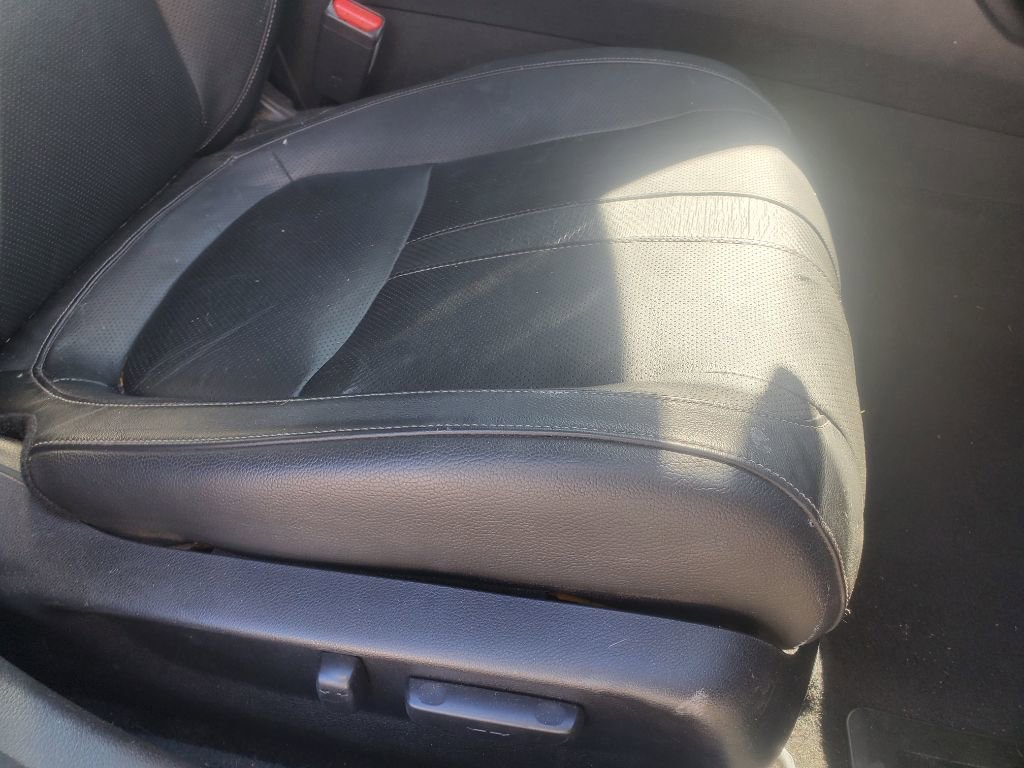 Used 2018 Honda Civic Touring image 32