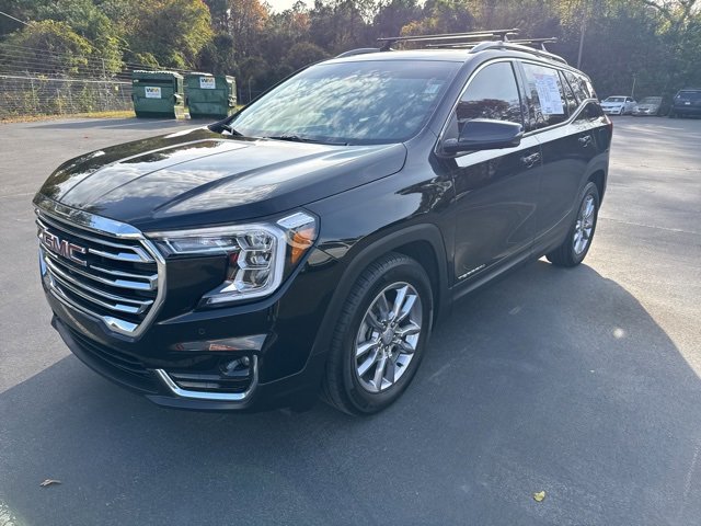 Used 2022 GMC Terrain SLT w/ Infotainment Package II