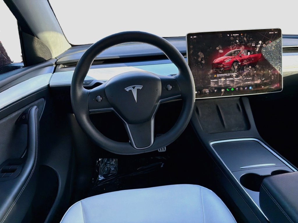 Used 2023 Tesla Model Y Performance AWD/4WD image 22