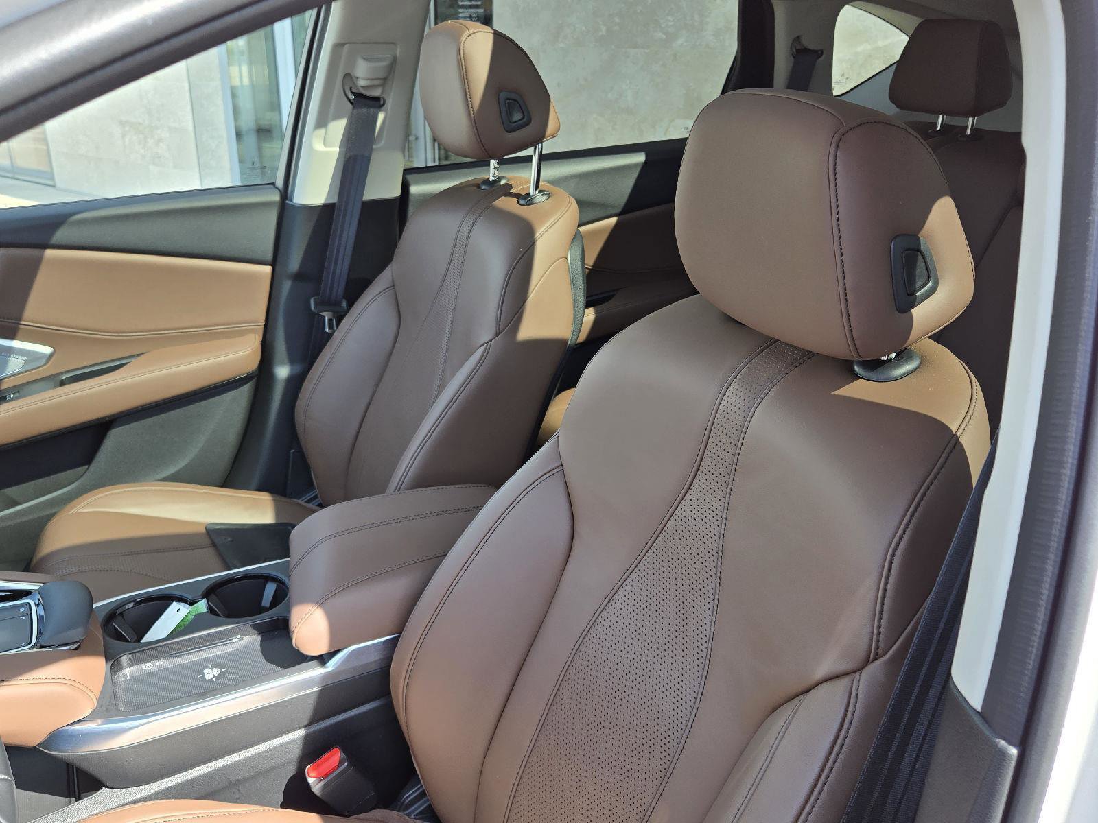 Used 2025 Acura RDX SH-AWD w/ Technology Package image 7