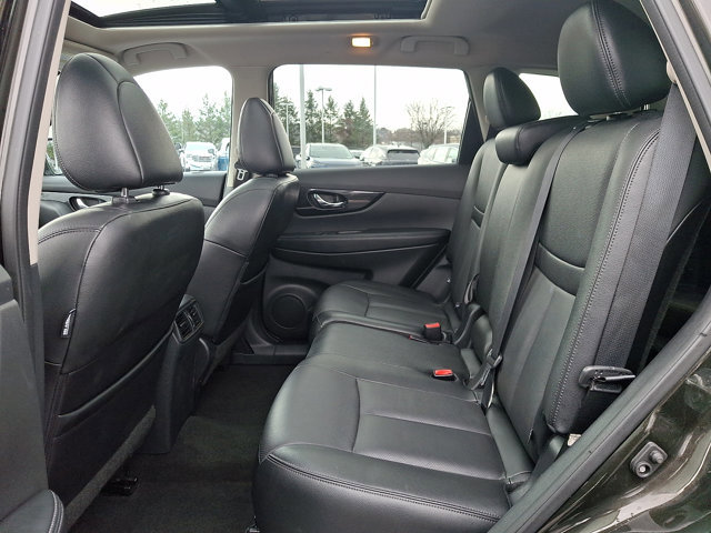 Certified 2017 Nissan Rogue SL w/ SL Premium Package image 10