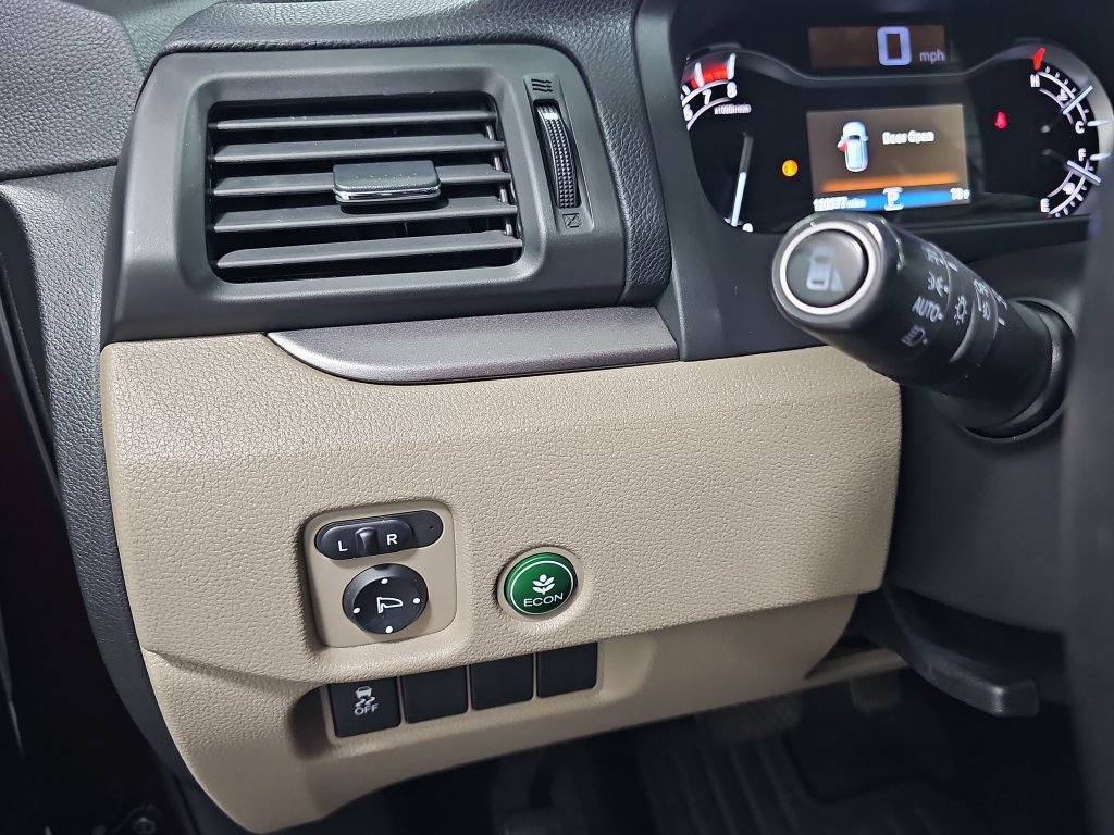 Used 2016 Honda Pilot EX-L image 28