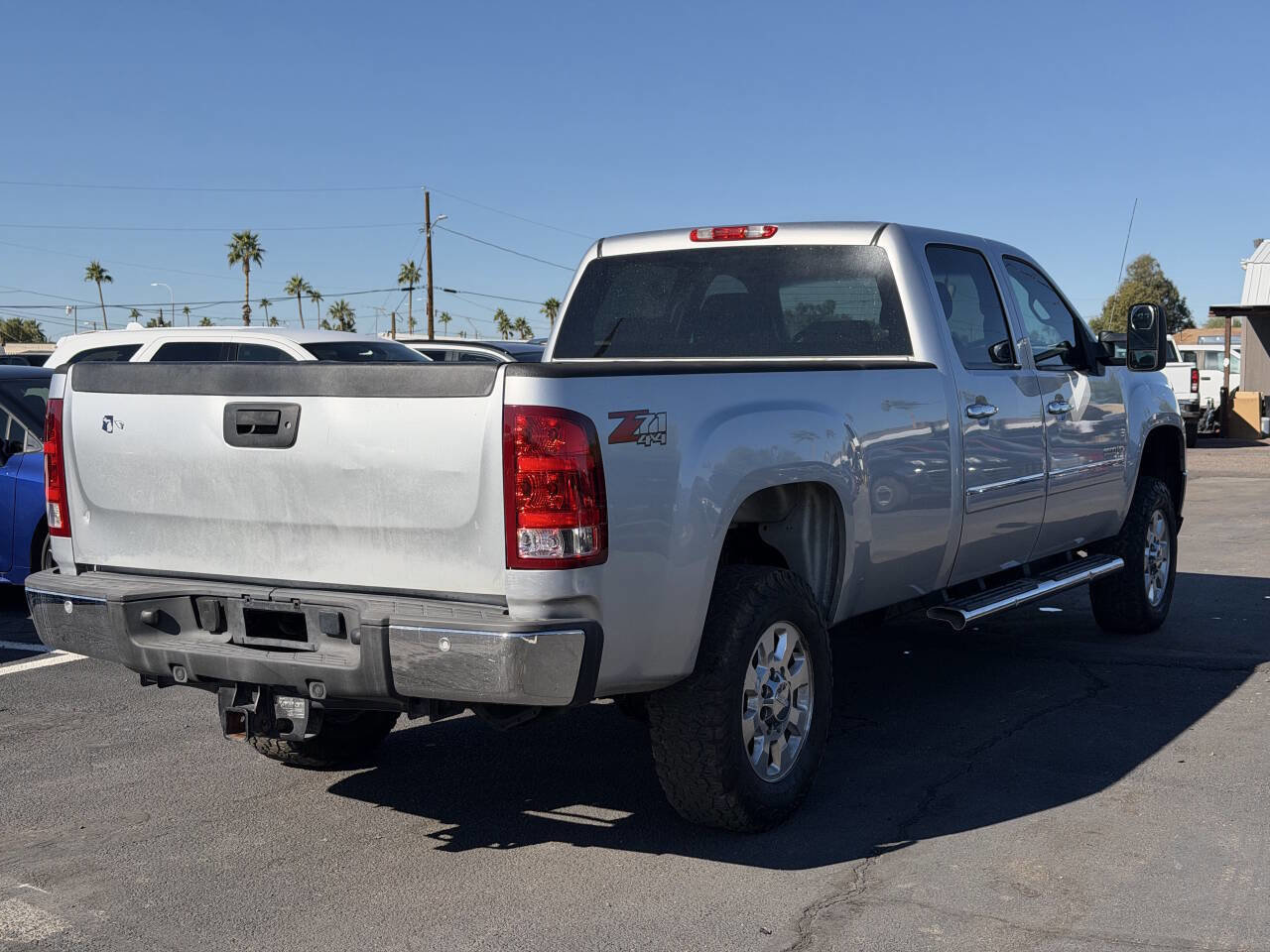Used 2014 GMC Sierra 3500 SLE w/ HD SLE Premium Package image 8
