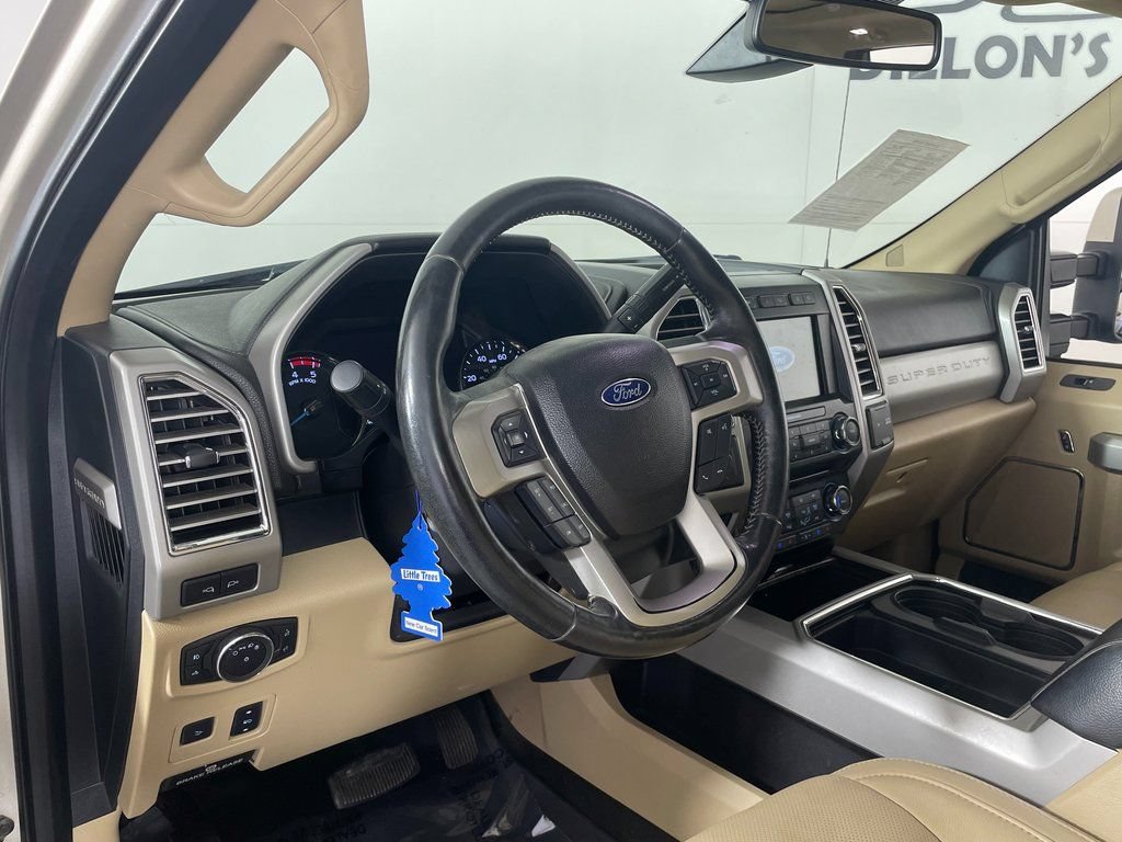 Used 2017 Ford F250 Lariat w/ Lariat Ultimate Package AWD/4WD image 13