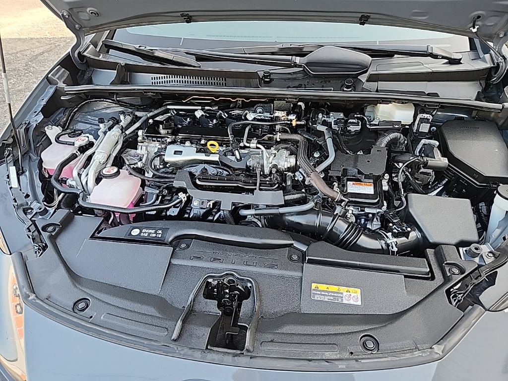 Used 2024 Toyota Prius Prime FWD image 11