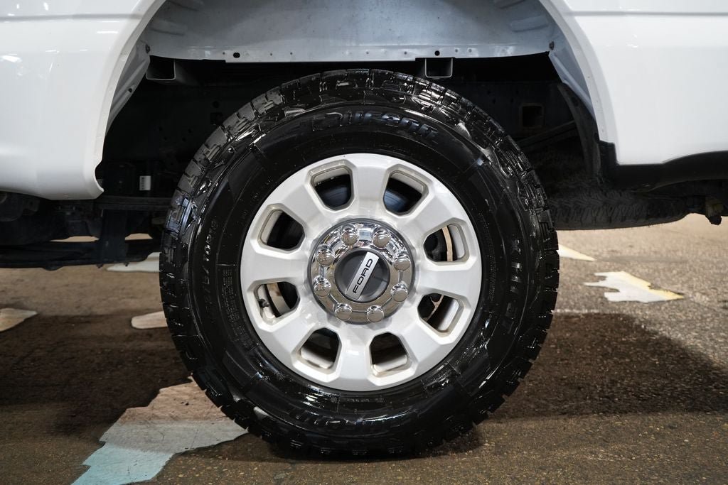 Used 2024 Ford F250 XLT AWD/4WD image 32