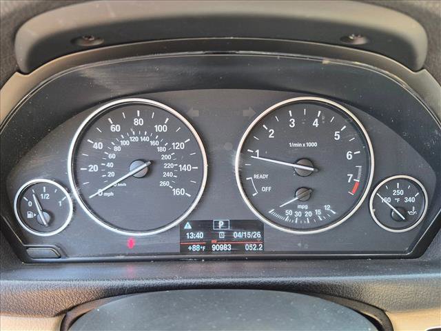 Used 2016 BMW 320i Sedan image 10