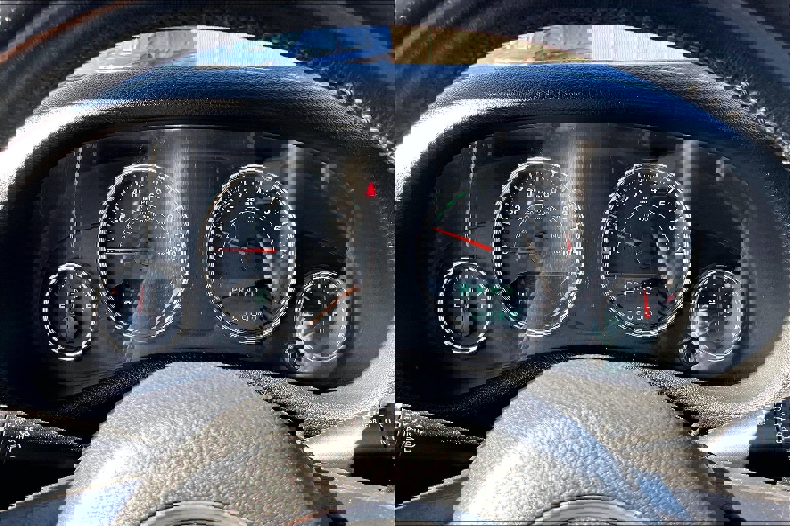 Used 2018 Jeep Wrangler Sahara w/ Connectivity Group image 18