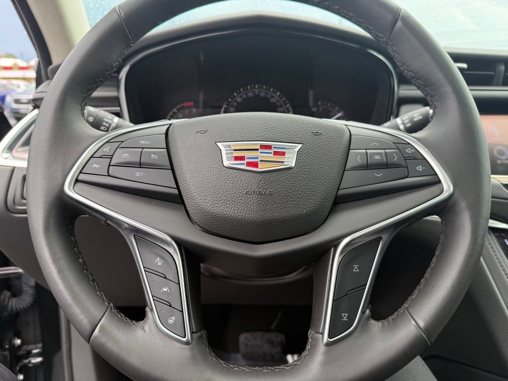 Used 2017 Cadillac XT5 Premium Luxury AWD/4WD image 28