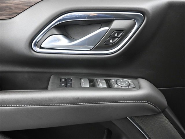 Used 2023 Chevrolet Suburban Z71 w/ Luxury Package image 29