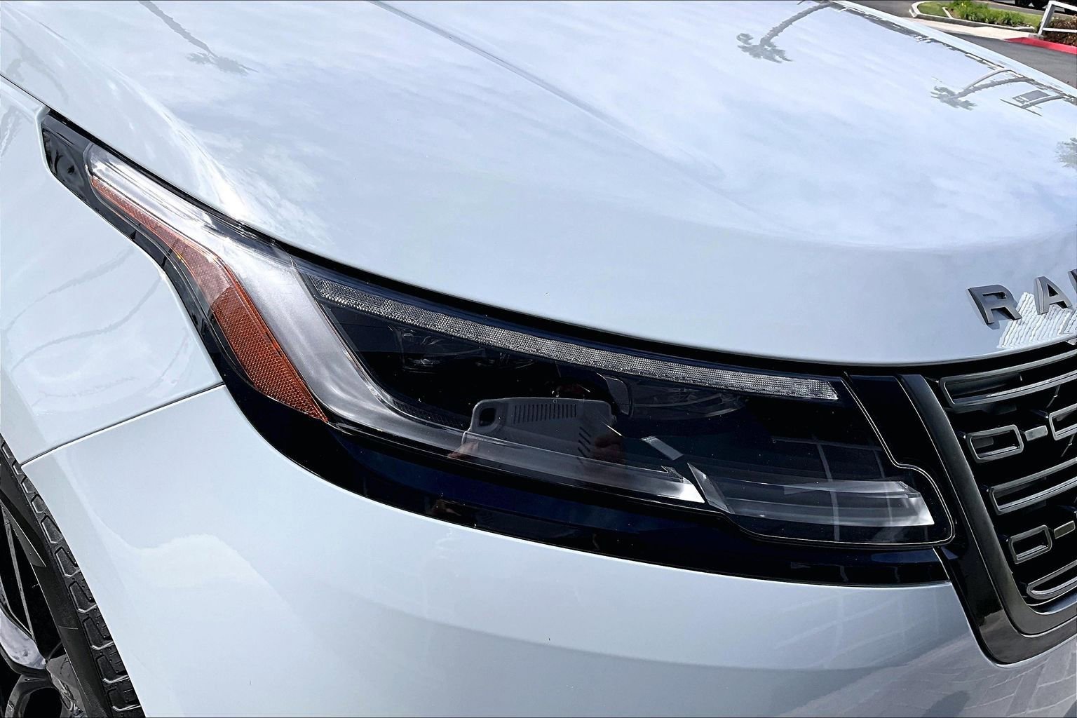 Used 2026 Land Rover Range Rover Velar Dynamic SE image 28