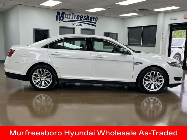 Used 2018 Ford Taurus Limited image 4