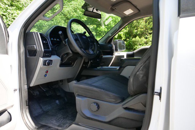 Used 2017 Ford F150 XL w/ Equipment Group 101A Mid AWD/4WD image 11