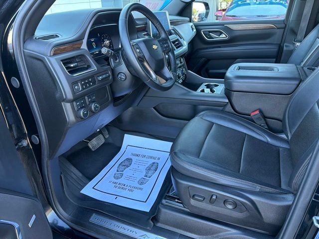 Used 2024 Chevrolet Tahoe High Country AWD/4WD image 14