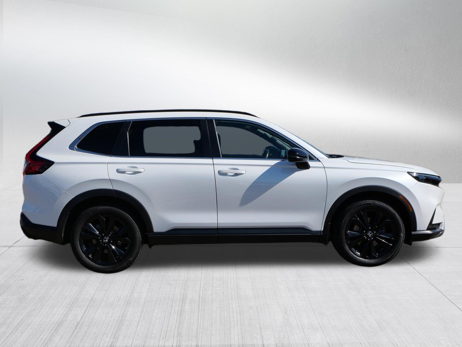 Used 2023 Honda CR-V Sport Touring image 8
