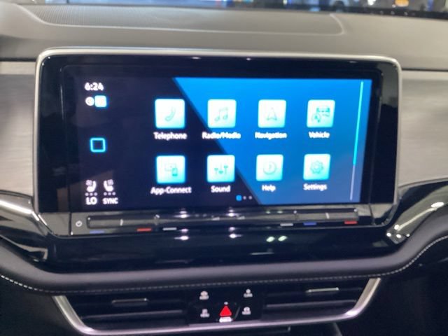 Certified 2024 Volkswagen Atlas Cross Sport SE AWD/4WD image 9