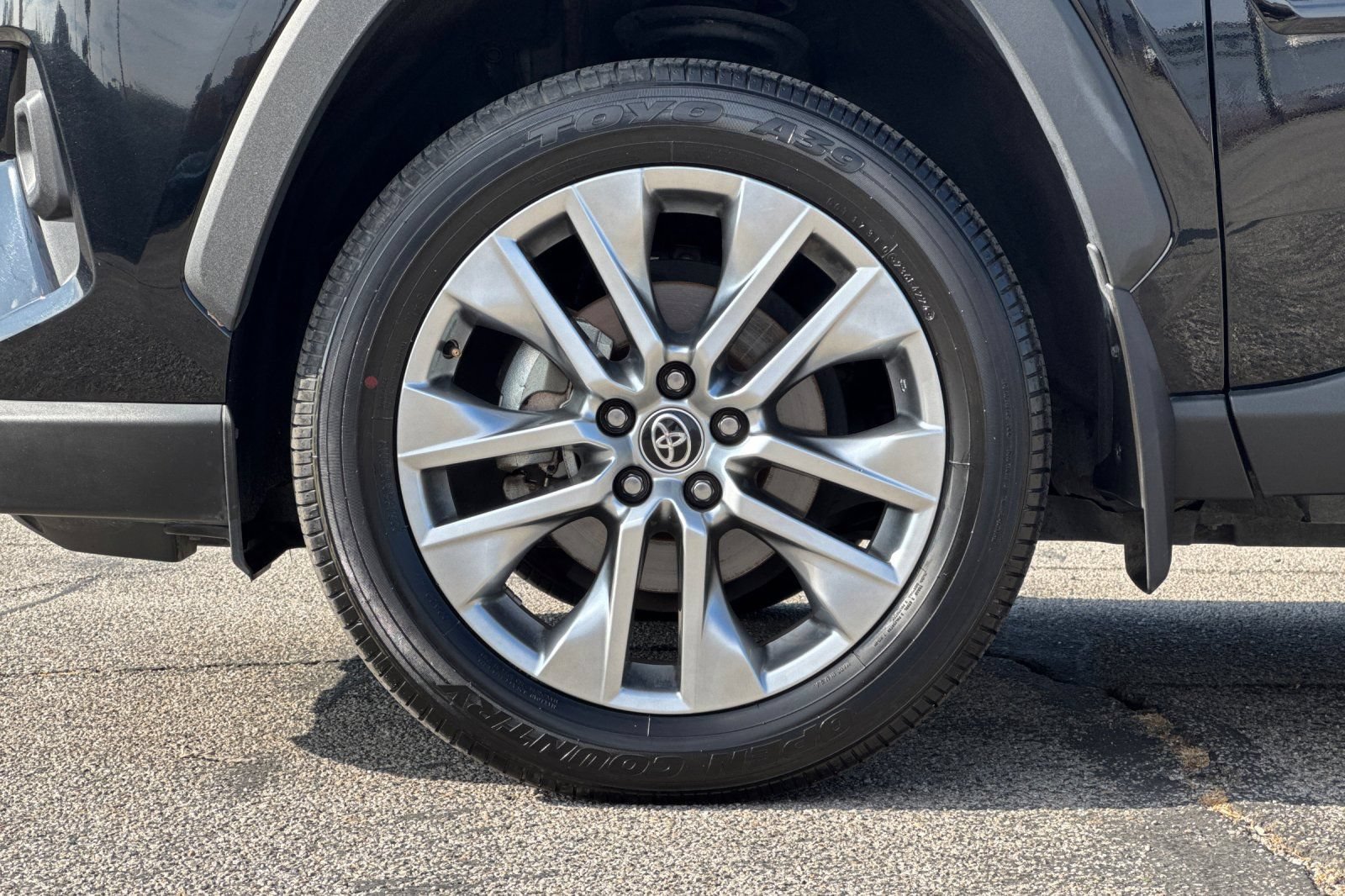 Certified 2025 Toyota RAV4 Limited FWD image 29