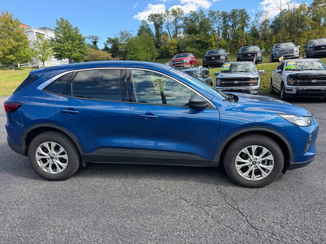 Used 2023 Ford Escape Active AWD/4WD image 7
