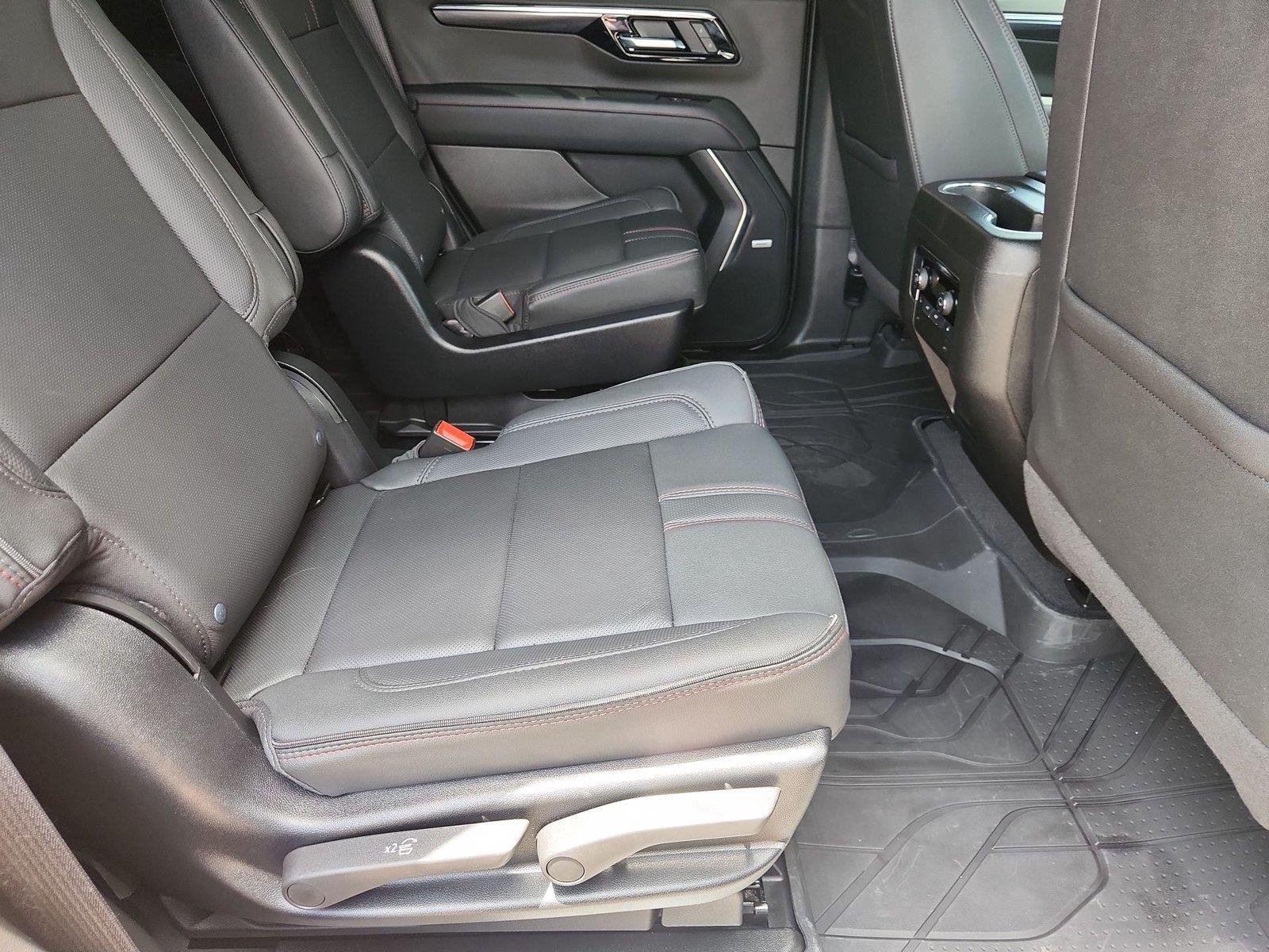 Used 2025 Chevrolet Tahoe RST w/ Comfort Package RWD image 28