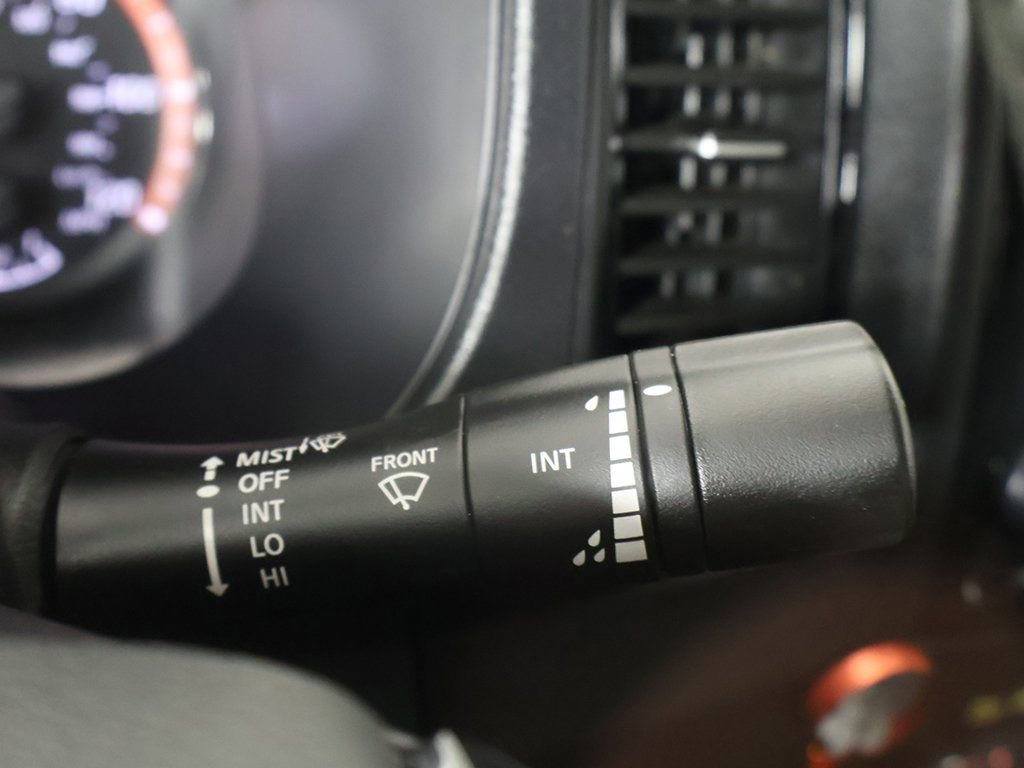 Used 2024 Nissan Frontier PRO-4X w/ Off-Road Protection Package image 35